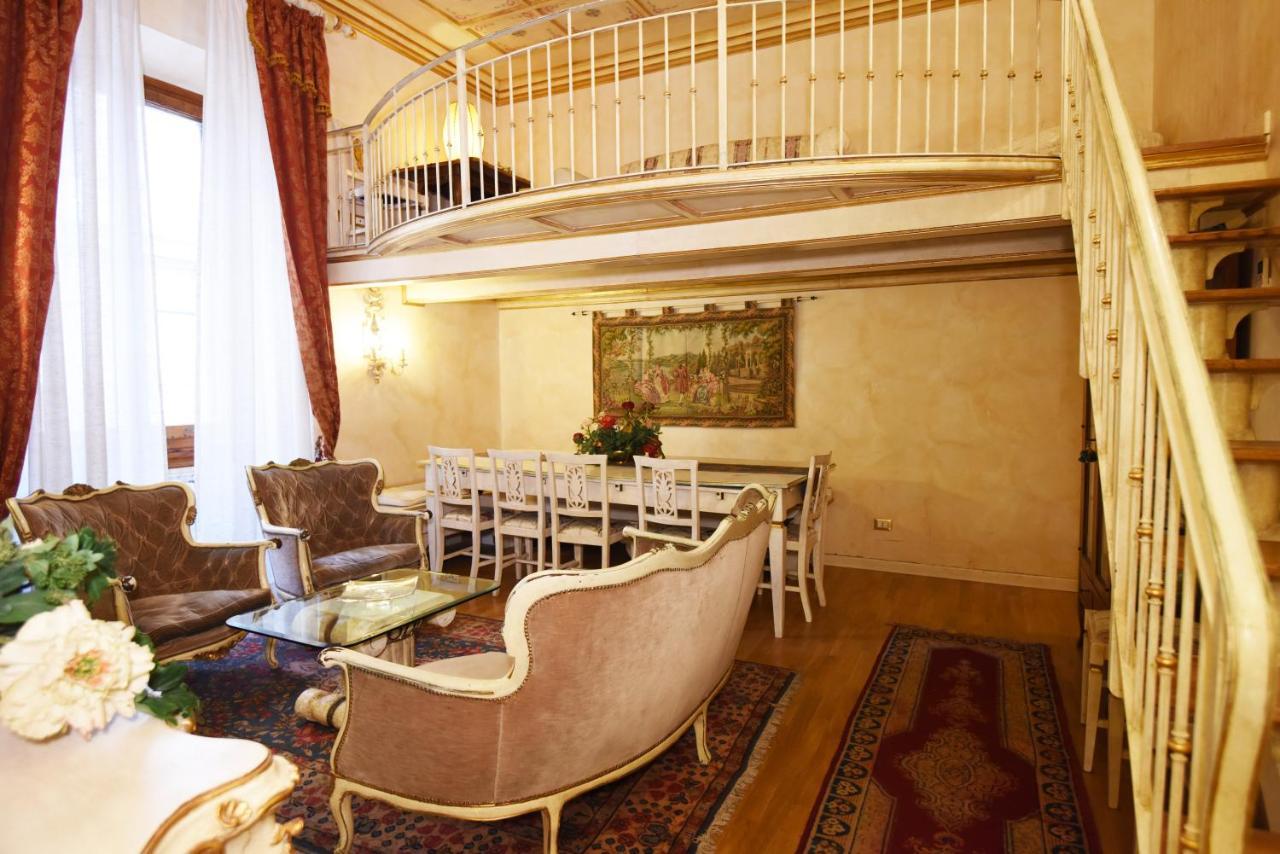 Italian Experience-Suite Medici Loft 8 Florence Buitenkant foto
