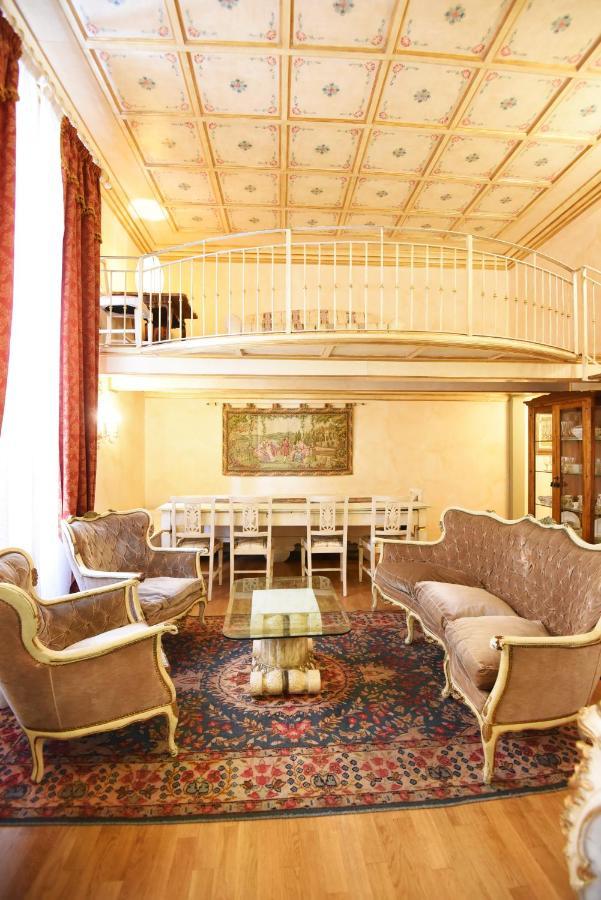 Italian Experience-Suite Medici Loft 8 Florence Buitenkant foto