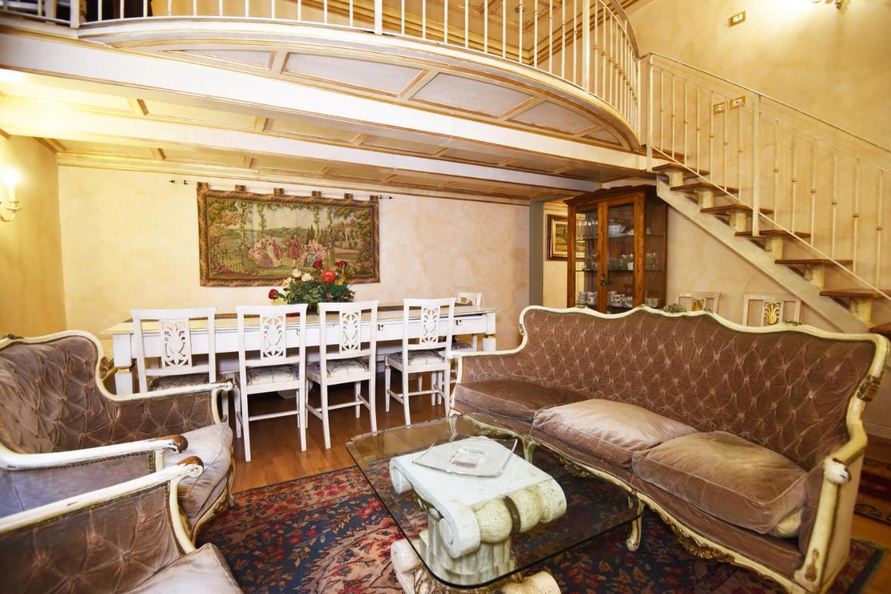 Italian Experience-Suite Medici Loft 8 Florence Buitenkant foto